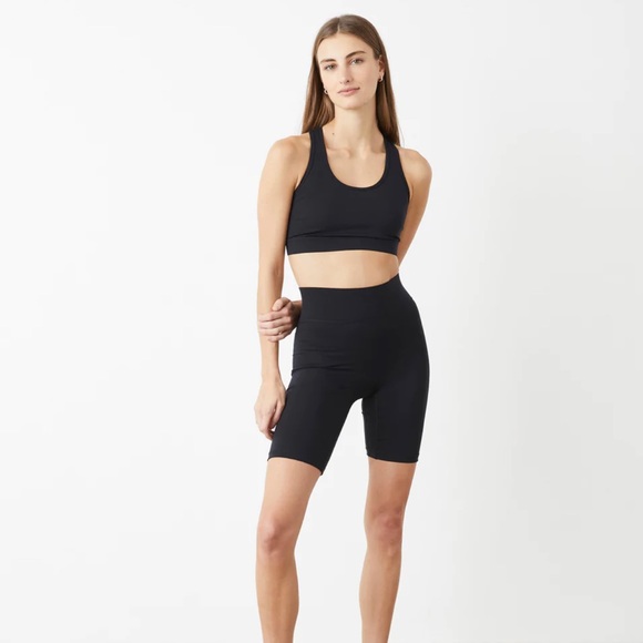 Bandier High Waisted Center Stage 9in Biker Short - Picture 1 of 6